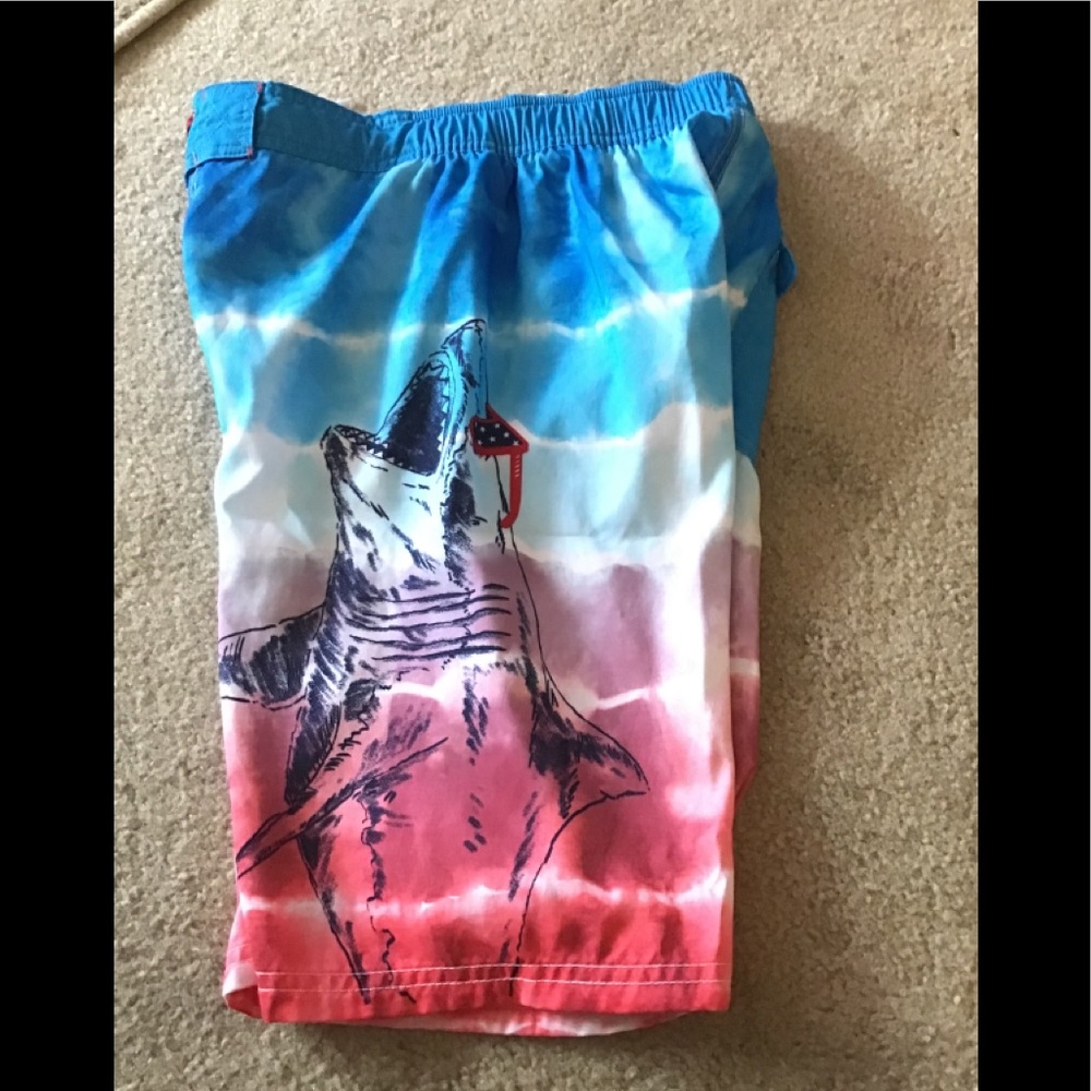 Cat & Jack boys swim trunks Shark blue red L 12/14